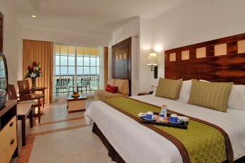 Hotel Marina El Cid Spa & Beach Resort