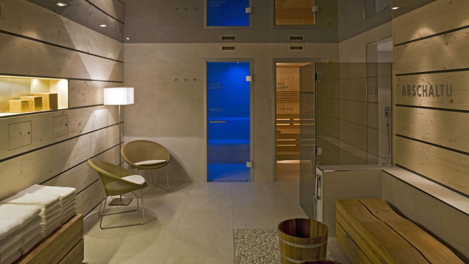 Swiss Alpine Hotel Allalin Pool