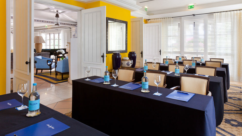 Seaside Grand Hotel Residencia Meeting