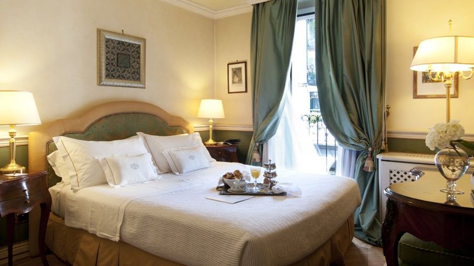 PETIT PALAIS HOTEL DE CHARME Room