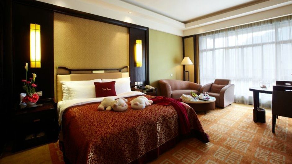 Hangzhou Bay Hotel Room