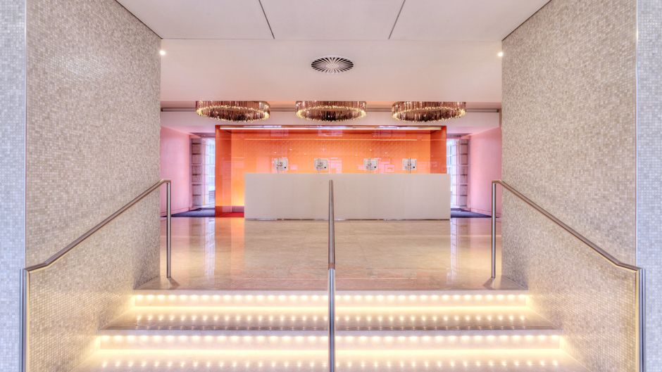 Apex Temple Court Hotel Lobby