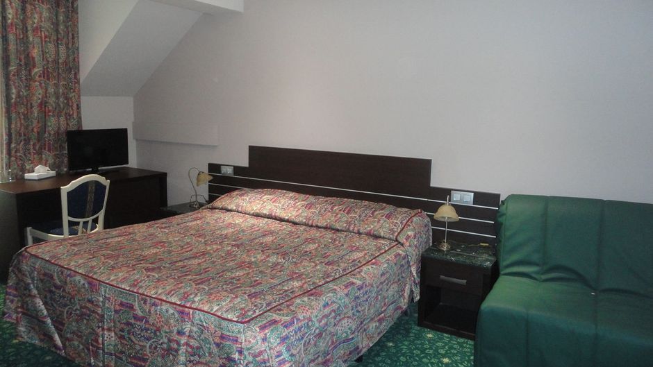 Auberge du Souverain Room