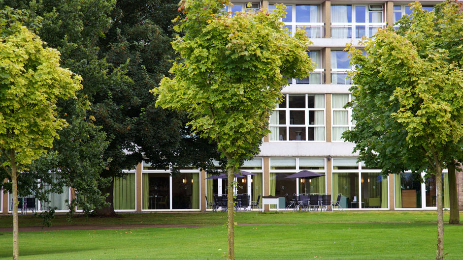 Humber Royal Hotel Exterior