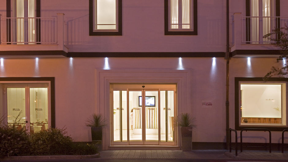 Hotel Card International Exterior