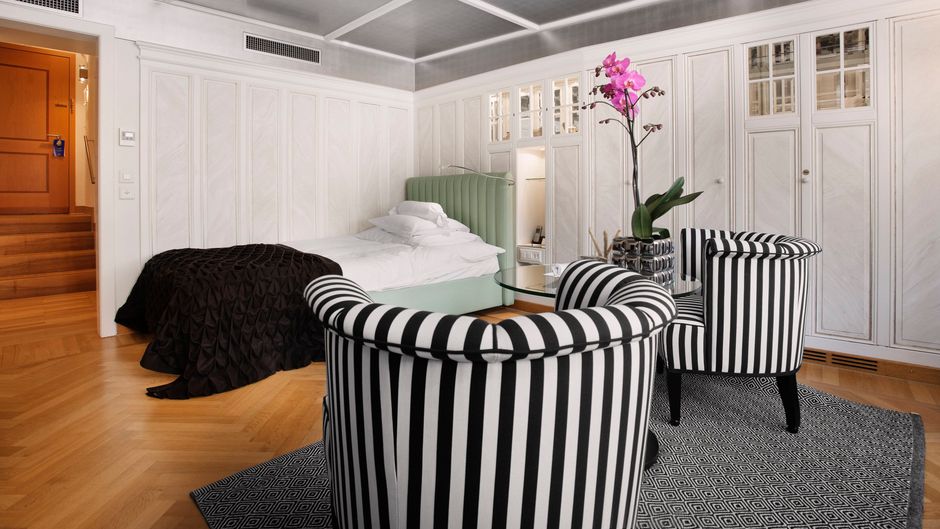 Widder Hotel Room