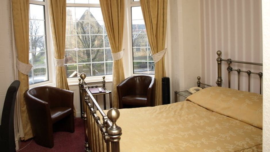 Clifton Park Hotel Room