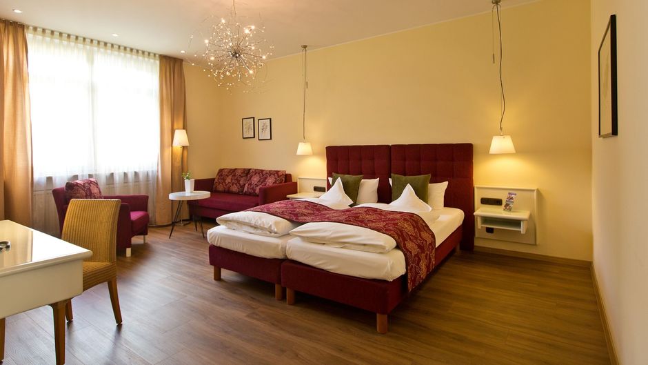 Hotel Deutscher Hof Room