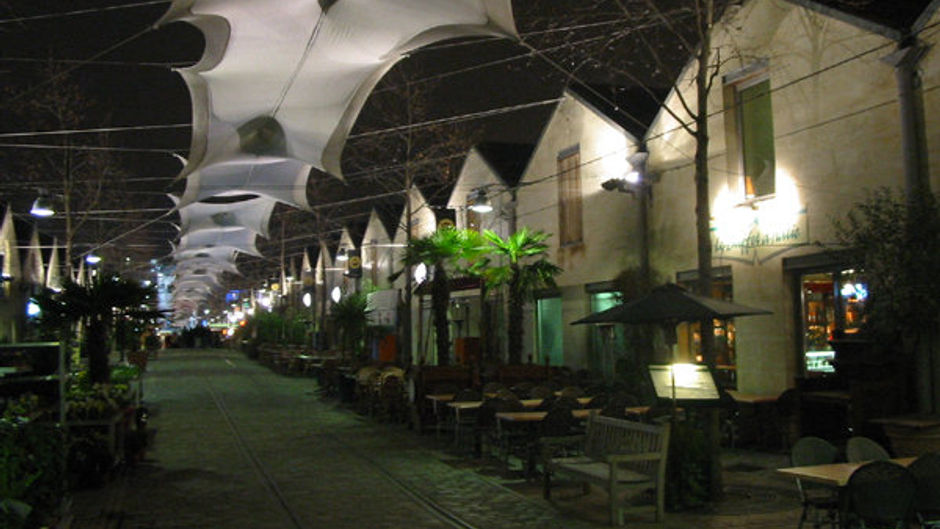 Hotel Le Quartier Bercy - Square Paris Exterior