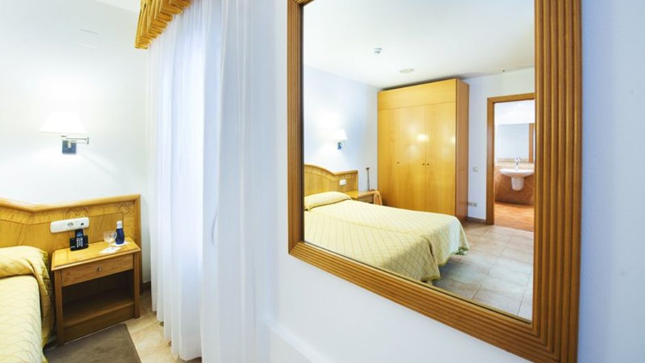 Hotel Miramar Room