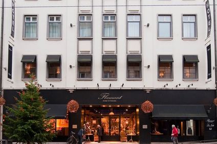 Les Nuits Hotel