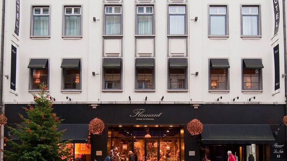 Les Nuits Hotel Exterior