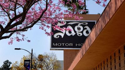 Saga Motor Hotel