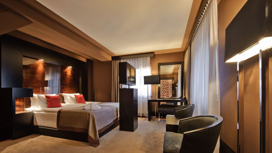Platinum Palace Hotel Room