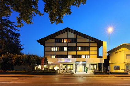 Alpha Hotel