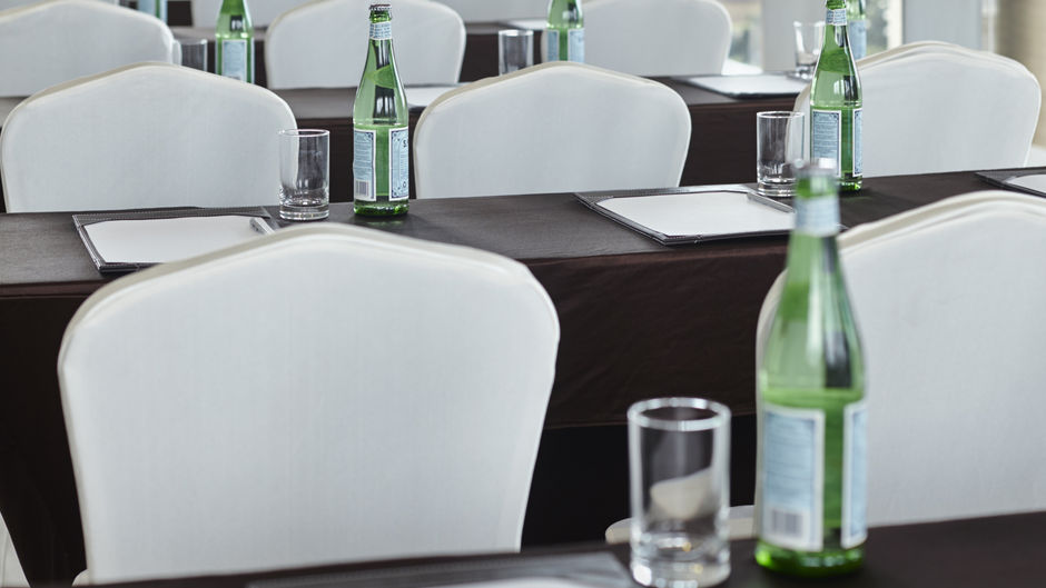 Fraser Residence Menteng Jakarta Meeting