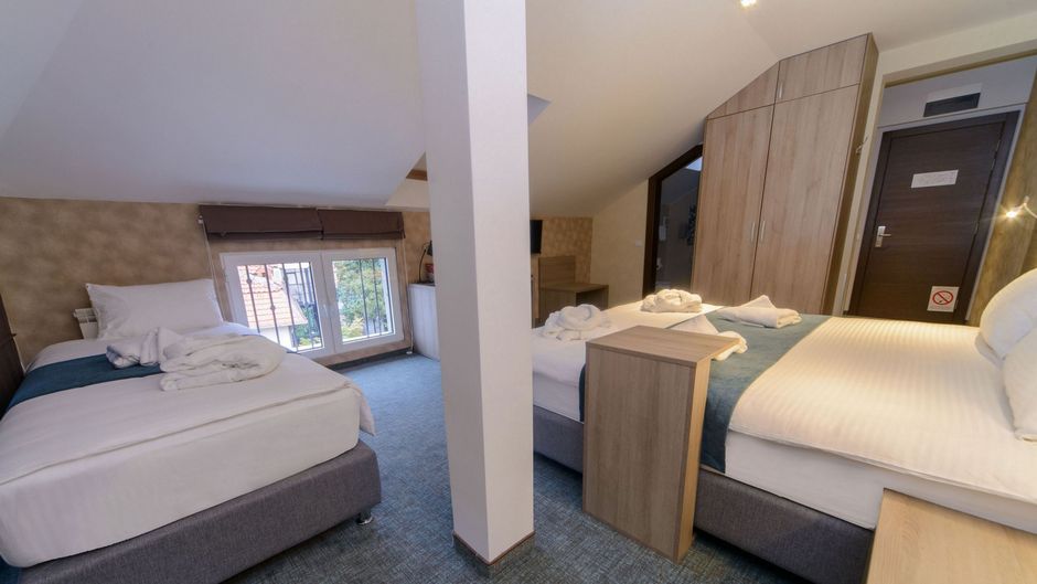 Hotel Mint Room