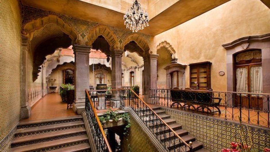 La Casa de la Marquesa Lobby
