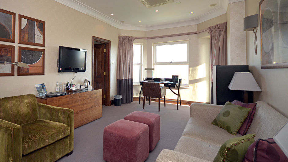 Thornton Hall Hotel & Spa Suite