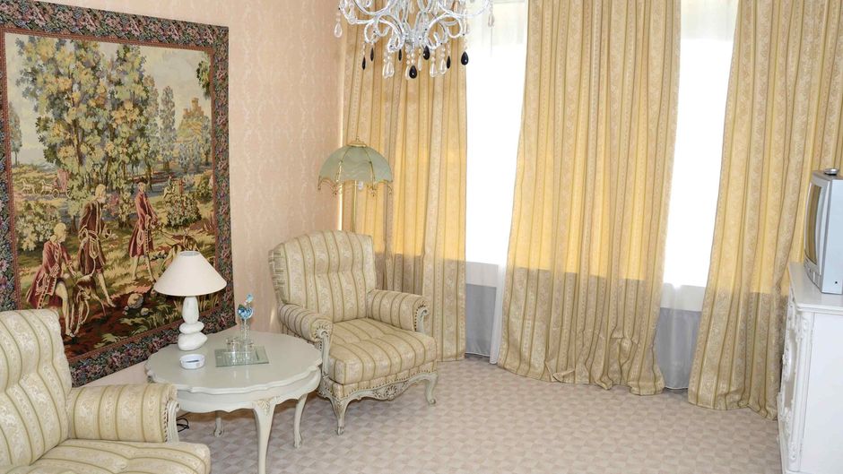 Continental Hotel Room