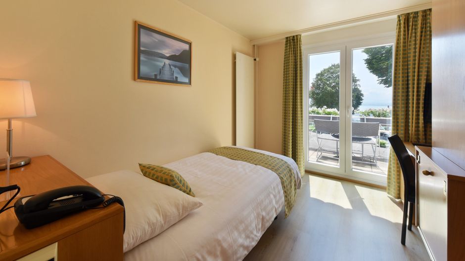 Hotel du Leman Room