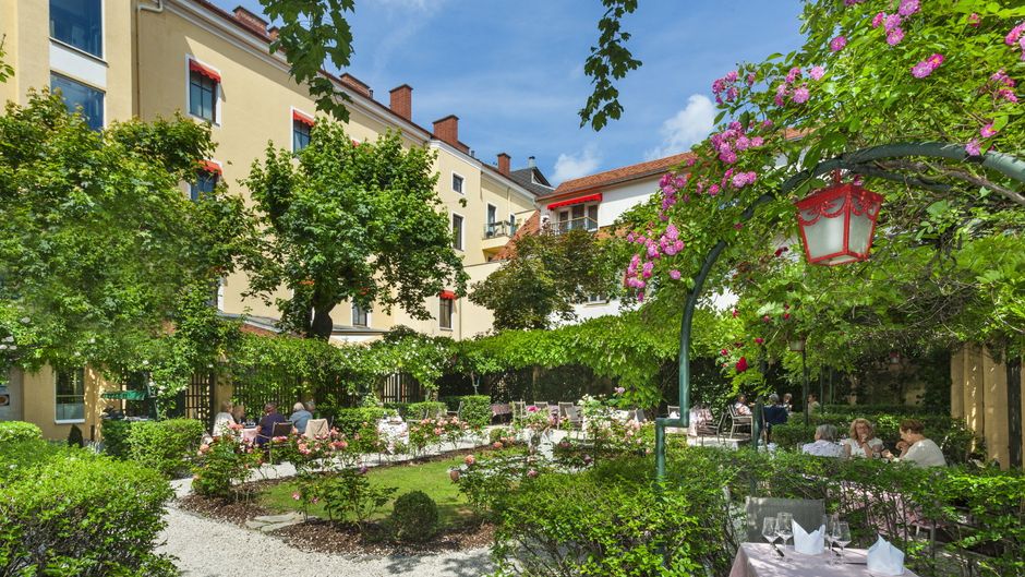 Parkhotel Graz Exterior