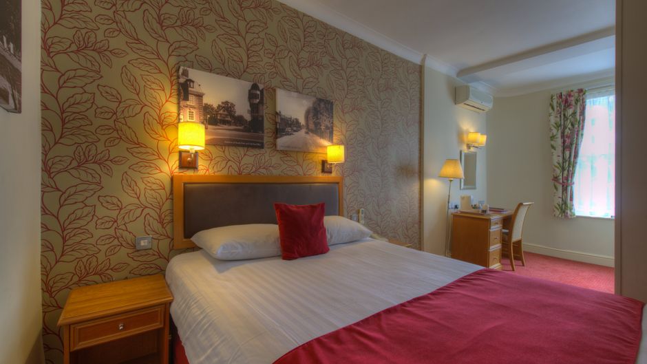 Ethorpe Hotel Room