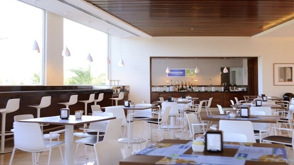 Holiday Inn Express Puerto Vallarta Restaurant