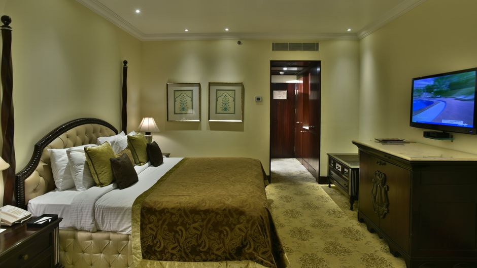 Taj Krishna Hotel Room