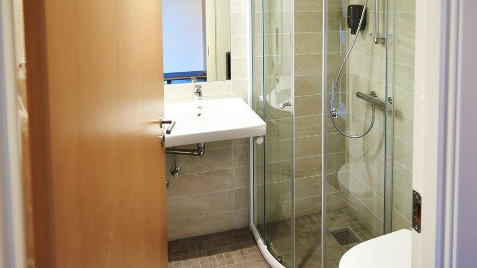 Arnbjerg Hotel Room