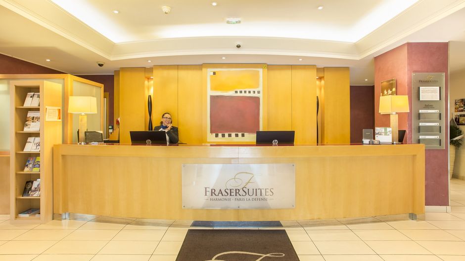 Fraser Suites Harmonie Paris La Defense Lobby