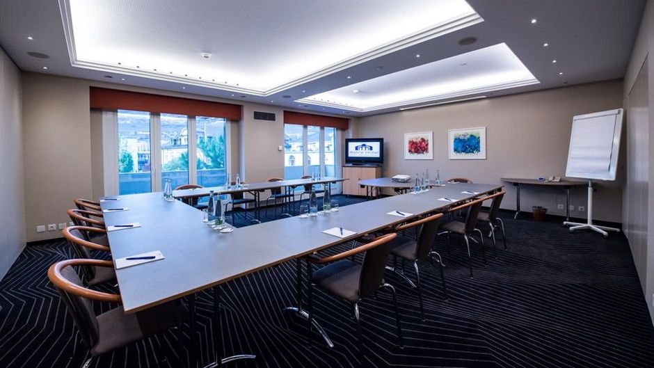 Astra Hotel Vevey Meeting