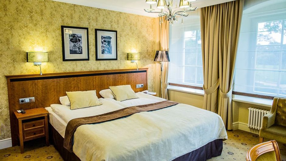 Hotel Zamek Topacz near Wroclaw Room