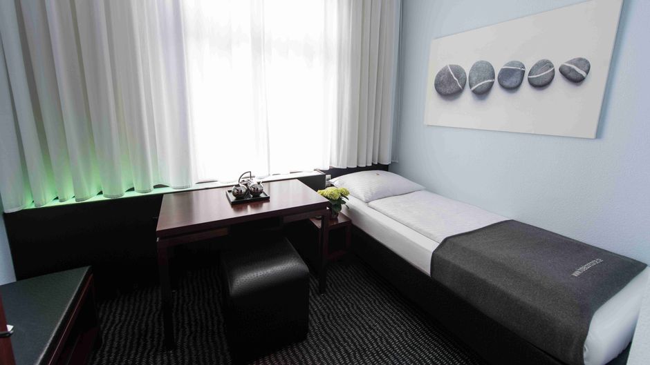 Concorde Hotel Room