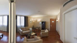 <b>Crowne Plaza Venice East Suite</b>. Virtual Tours powered by <a href="https://www.leonardoworldwide.com/" title="Leonardo Worldwide" target="_blank">Leonardo</a>.
