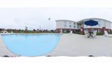 <b>Holiday Inn Express Pool</b>. Virtual Tours powered by <a href="https://www.leonardoworldwide.com/" title="Leonardo Worldwide" target="_blank">Leonardo</a>.