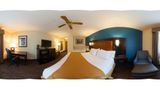 <b>Holiday Inn Express Mackinaw City Room</b>. Virtual Tours powered by <a href="https://www.leonardoworldwide.com/" title="Leonardo Worldwide" target="_blank">Leonardo</a>.