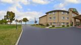 <b>Holiday Inn Express & Suites Exterior</b>. Virtual Tours powered by <a href="https://www.leonardoworldwide.com/" title="Leonardo Worldwide" target="_blank">Leonardo</a>.