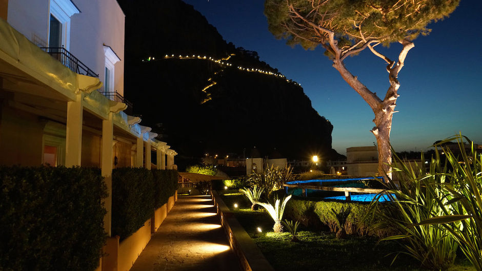 Hotel Villa Kinzica Sale Marasino Exterior