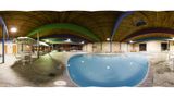 <b>Holiday Inn & Suites Pool</b>. Virtual Tours powered by <a href="https://www.leonardoworldwide.com/" title="Leonardo Worldwide" target="_blank">Leonardo</a>.