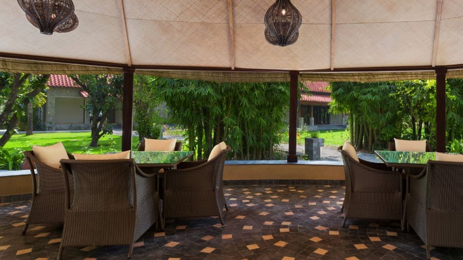 Taj Corbett Resort & Spa Restaurant