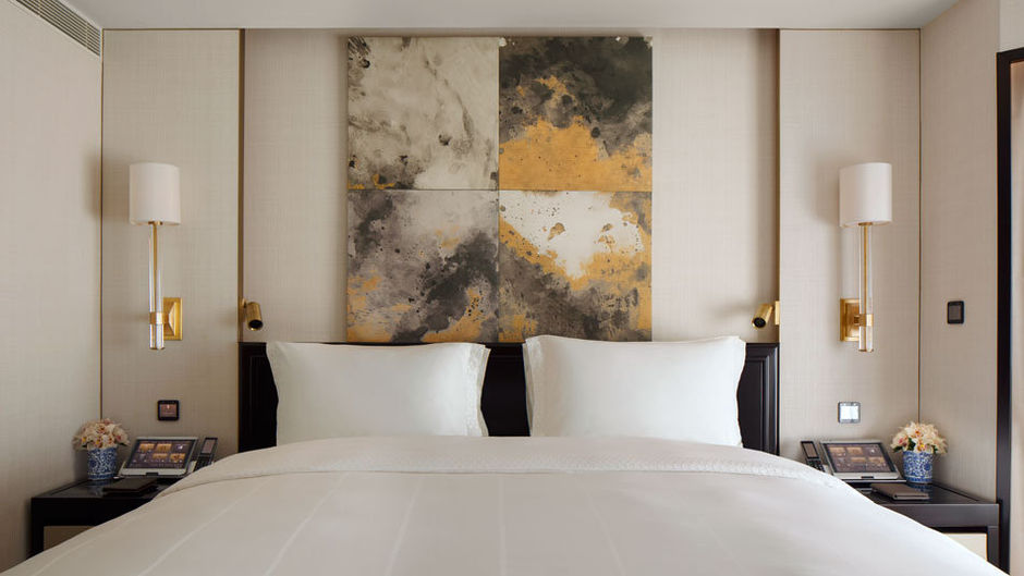 The Peninsula Beijing Room