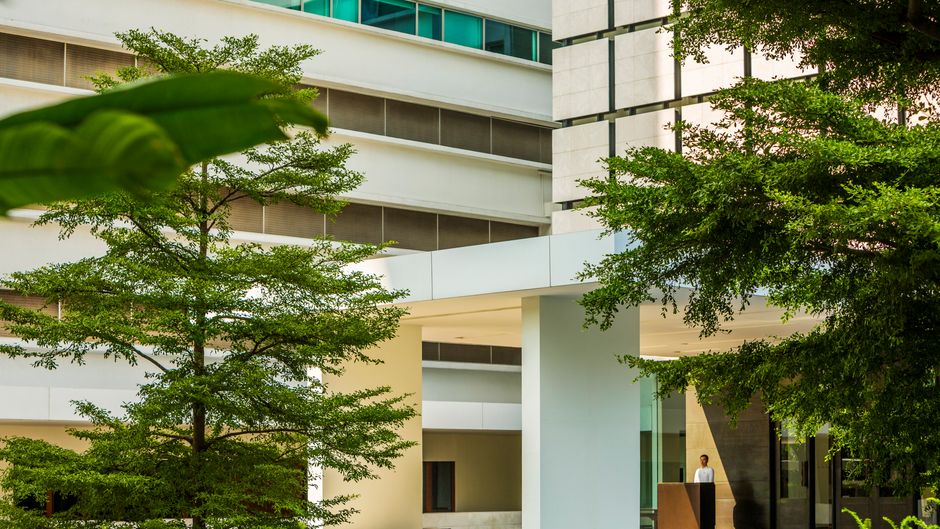 COMO Metropolitan Bangkok Exterior