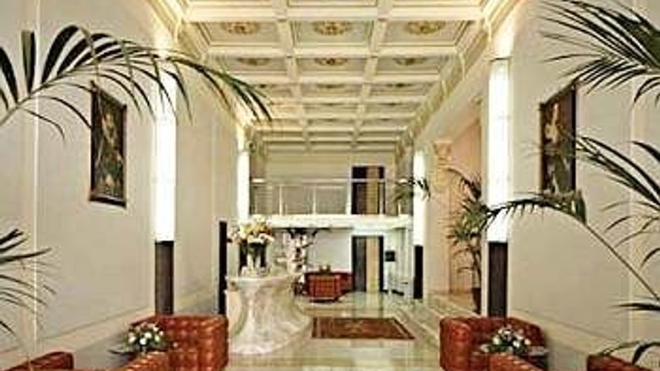 Hotel Grand Central Lobby
