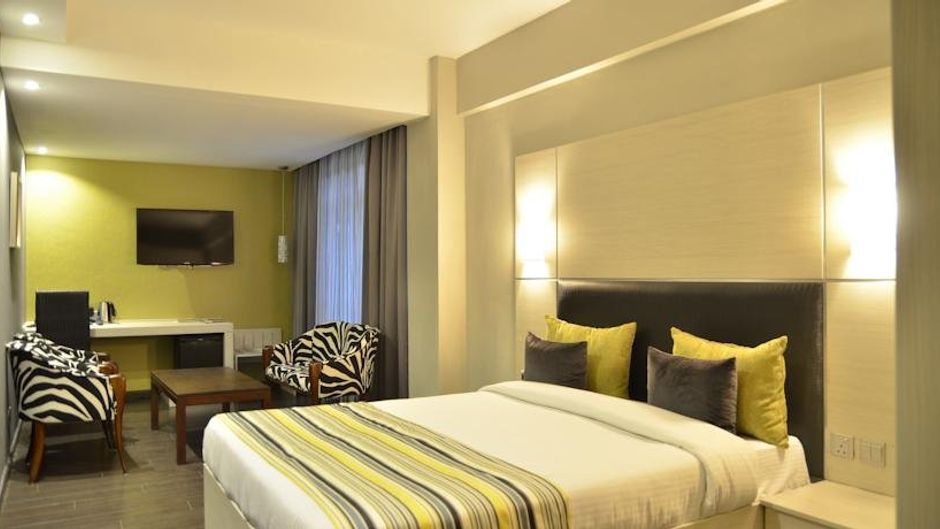 Cloud Hotel & Suites Room