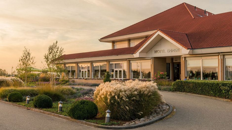 Van der Valk Hotel Emmen Exterior