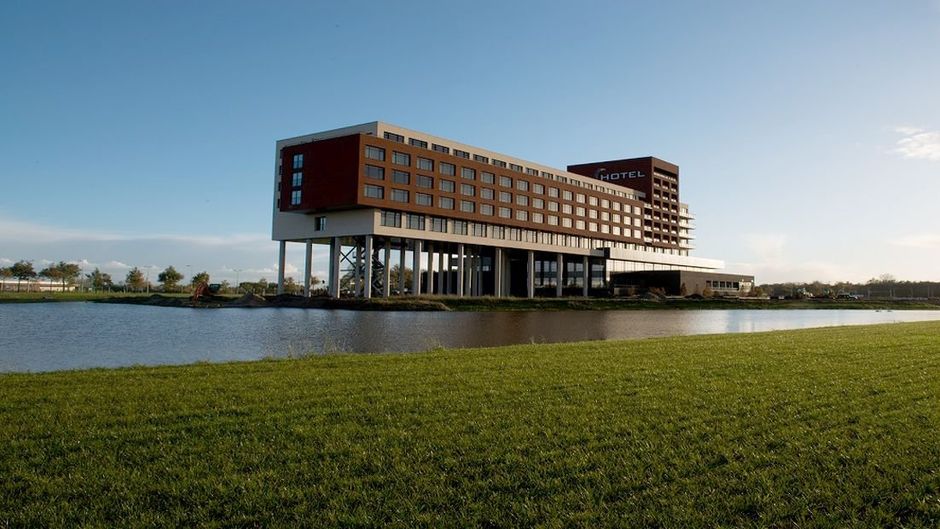 Van der Valk Hotel Zwolle Exterior