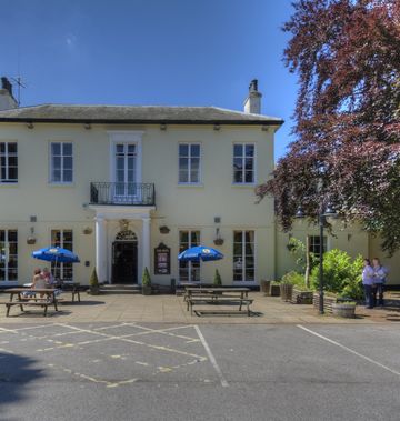 Elms Hotel - Good Night Inns