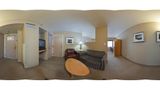 <b>Crowne Plaza Los Angeles Harbor Hotel Room</b>. Virtual Tours powered by <a href="https://www.leonardoworldwide.com/" title="Leonardo Worldwide" target="_blank">Leonardo</a>.