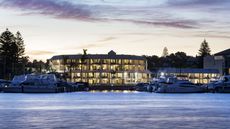 Pier 21 Apartment Hotel